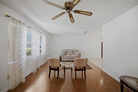 Villa ou maison à vendre à Tampa, Floride: 3 chambres, 157 m2 № 2220155 - photo 7
