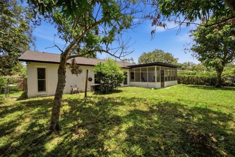 Villa ou maison à vendre à Tampa, Floride: 3 chambres, 157 m2 № 2220155 - photo 30