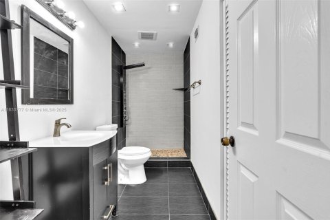Casa en venta en Fort Lauderdale, Florida, 3 dormitorios, 118.45 m2 № 1940820 - foto 22