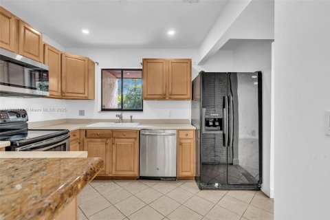 Casa en venta en Fort Lauderdale, Florida, 3 dormitorios, 118.45 m2 № 1940820 - foto 7