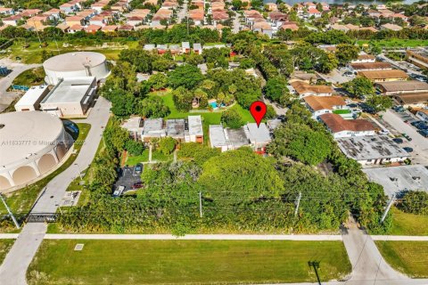 Casa en venta en Fort Lauderdale, Florida, 3 dormitorios, 118.45 m2 № 1940820 - foto 29