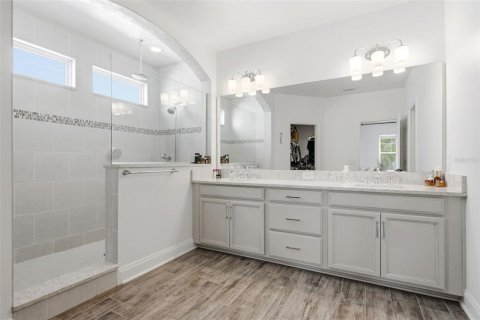 Casa en venta en Lake Mary, Florida, 3 dormitorios, 261.8 m2 № 2378082 - foto 3