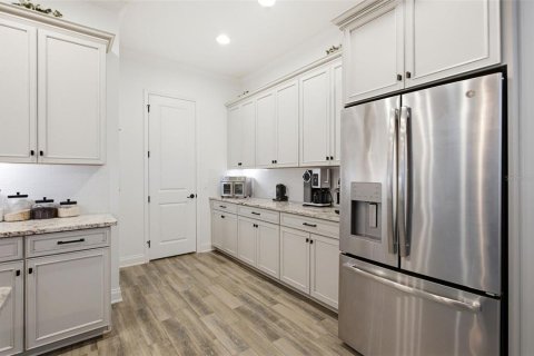 Casa en venta en Lake Mary, Florida, 3 dormitorios, 261.8 m2 № 2378082 - foto 19