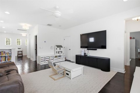 Casa en venta en Lake Mary, Florida, 3 dormitorios, 261.8 m2 № 2378082 - foto 27