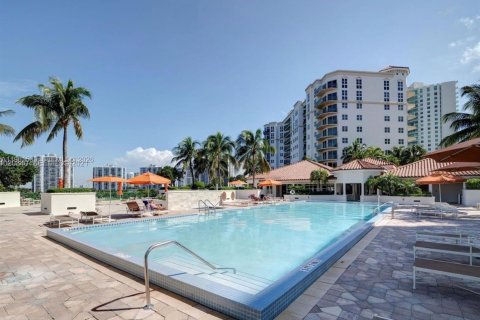 Купить кондоминиум в Авентура, Флорида 3 спальни, 148.64м2, № 2023358 - фото 12