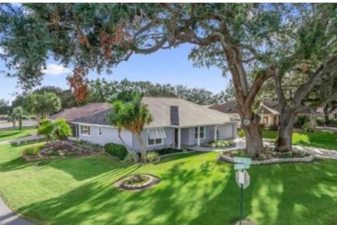 Casa en venta en Summerfield, Florida, 2 dormitorios, 158.12 m2 № 1899374 - foto 1