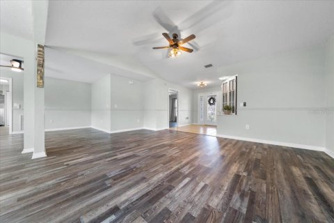 Casa en venta en Summerfield, Florida, 2 dormitorios, 158.12 m2 № 1899374 - foto 13