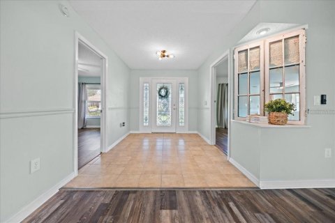 House in Summerfield, Florida 2 bedrooms, 158.12 sq.m. № 1899374 - photo 6