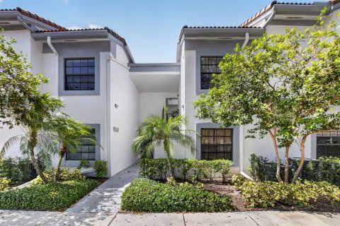 Condo in Boynton Beach, Florida, 2 bedrooms № 2262447 - photo 2