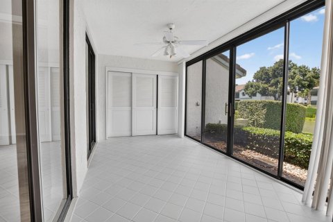 Condo in Boynton Beach, Florida, 2 bedrooms № 2262447 - photo 25