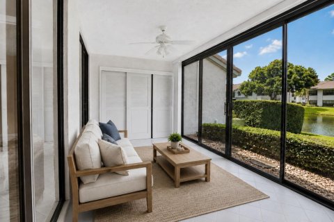 Condo in Boynton Beach, Florida, 2 bedrooms № 2262447 - photo 24
