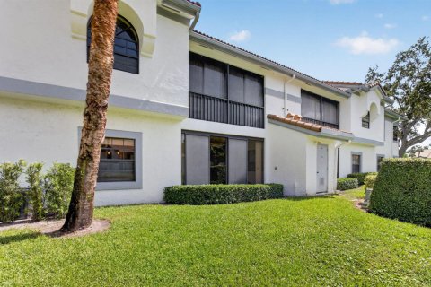 Condo in Boynton Beach, Florida, 2 bedrooms № 2262447 - photo 30