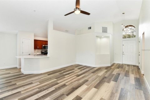 Villa ou maison à louer à Orlando, Floride: 3 chambres, 126.63 m2 № 2219393 - photo 7