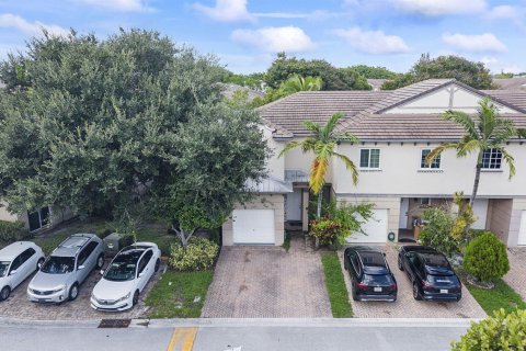Adosado en venta en Riviera Beach, Florida, 2 dormitorios, 112.04 m2 № 2327573 - foto 21