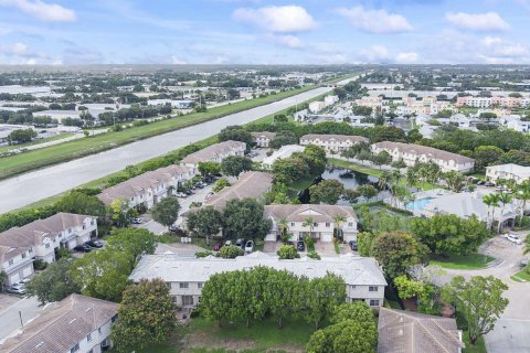 Adosado en venta en Riviera Beach, Florida, 2 dormitorios, 112.04 m2 № 2327573 - foto 23