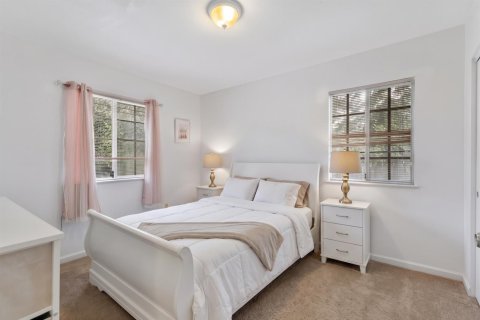 Adosado en venta en Riviera Beach, Florida, 2 dormitorios, 112.04 m2 № 2327573 - foto 14