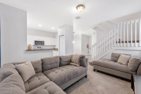 Adosado en venta en Riviera Beach, Florida, 2 dormitorios, 112.04 m2 № 2327573 - foto 5
