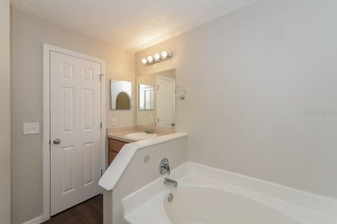 Casa en alquiler en Clermont, Florida, 3 dormitorios, 117.43 m2 № 2116477 - foto 12
