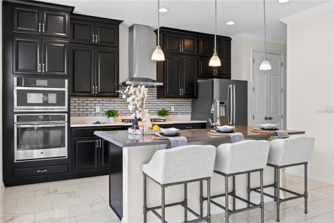 Casa en venta en Orlando, Florida, 5 dormitorios, 304.07 m2 № 1916267 - foto 14