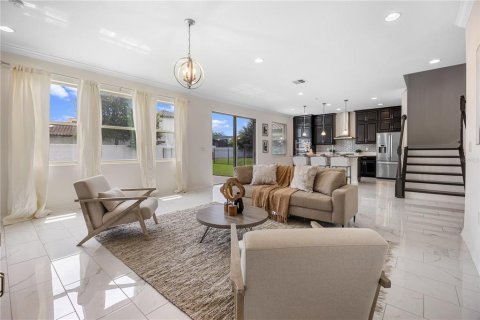 Casa en venta en Orlando, Florida, 5 dormitorios, 304.07 m2 № 1916267 - foto 20