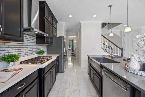 Casa en venta en Orlando, Florida, 5 dormitorios, 304.07 m2 № 1916267 - foto 16