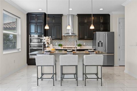Casa en venta en Orlando, Florida, 5 dormitorios, 304.07 m2 № 1916267 - foto 13