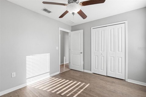 House in Sun City Center, Florida 4 bedrooms, 171.03 sq.m. № 2237071 - photo 18