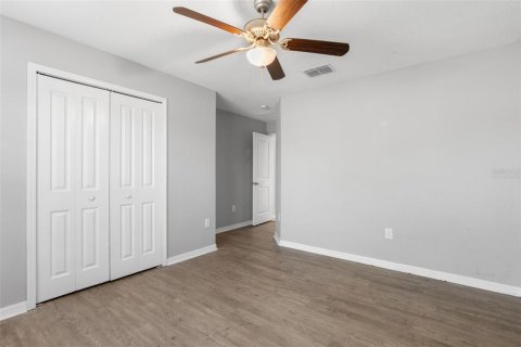 House in Sun City Center, Florida 4 bedrooms, 171.03 sq.m. № 2237071 - photo 16