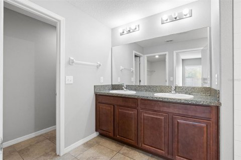 House in Sun City Center, Florida 4 bedrooms, 171.03 sq.m. № 2237071 - photo 23