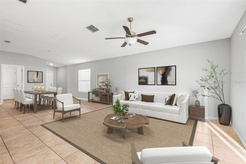 House in Sun City Center, Florida 4 bedrooms, 171.03 sq.m. № 2237071 - photo 6