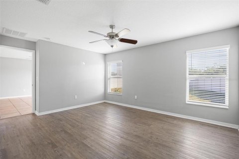 House in Sun City Center, Florida 4 bedrooms, 171.03 sq.m. № 2237071 - photo 22