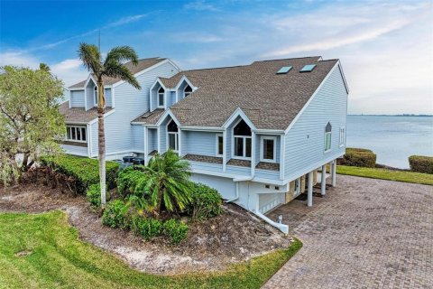 Condo in Bradenton, Florida, 2 bedrooms  № 1837635 - photo 6
