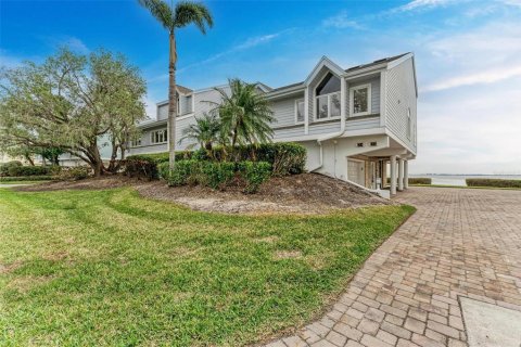 Condo in Bradenton, Florida, 2 bedrooms  № 1837635 - photo 8