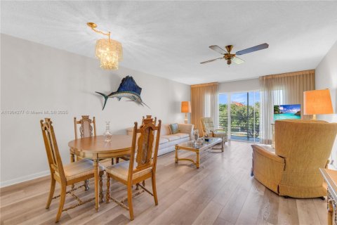 Condo in Dania Beach, Florida, 1 bedroom  № 1955089 - photo 20