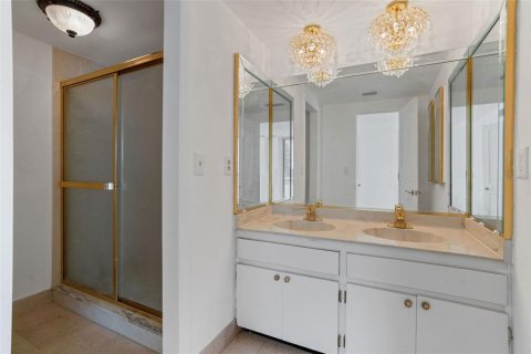 Copropriété à vendre à Clearwater, Floride: 2 chambres, 137.4 m2 № 2134207 - photo 10