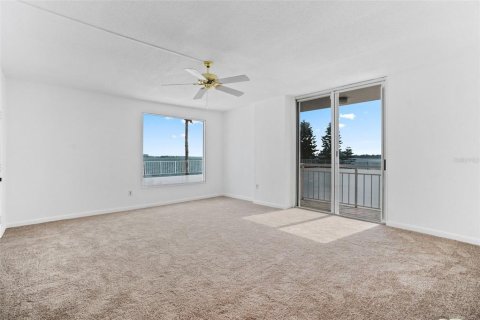 Copropriété à vendre à Clearwater, Floride: 2 chambres, 137.4 m2 № 2134207 - photo 18