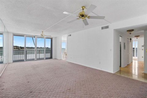 Copropriété à vendre à Clearwater, Floride: 2 chambres, 137.4 m2 № 2134207 - photo 27