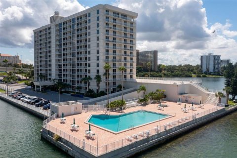 Condo à Clearwater, Floride, 2 chambres  № 2134207