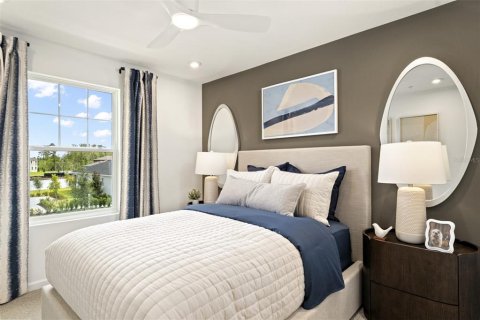 Townhouse in Groveland, Florida 3 bedrooms, 137.12 sq.m. № 2157155 - photo 16