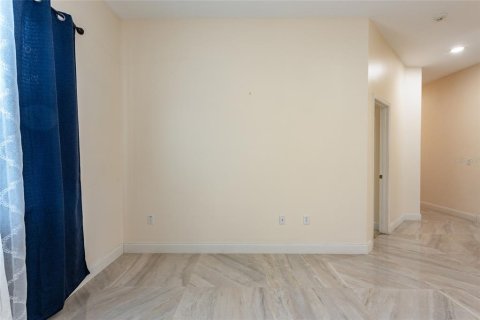 House in Palm Coast, Florida 4 bedrooms, 276.29 sq.m. № 1254359 - photo 29