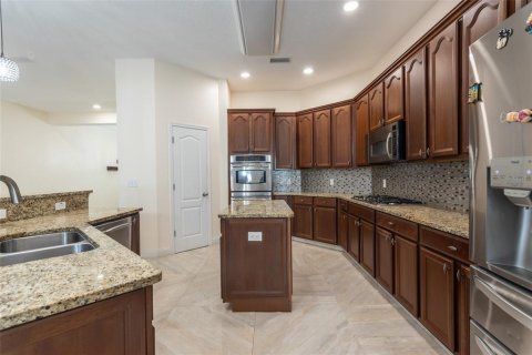 House in Palm Coast, Florida 4 bedrooms, 276.29 sq.m. № 1254359 - photo 6
