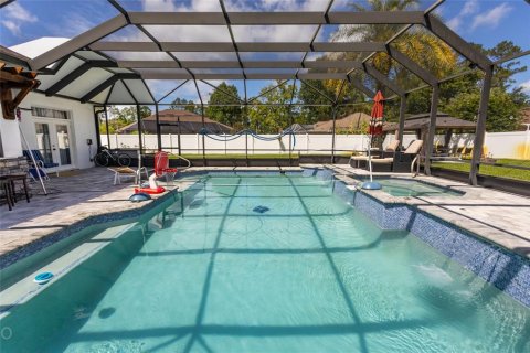 House in Palm Coast, Florida 4 bedrooms, 276.29 sq.m. № 1254359 - photo 2