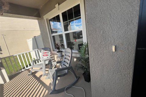 Casa en venta en Davenport, Florida, 5 dormitorios, 253.81 m2 № 2127291 - foto 2
