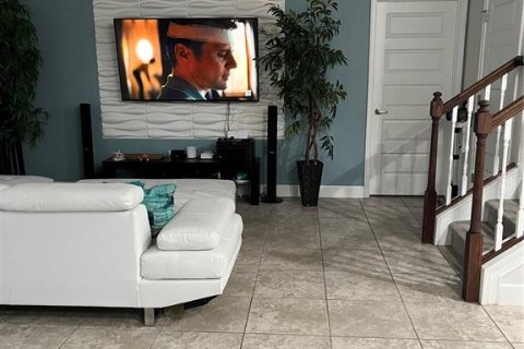 Casa en venta en Davenport, Florida, 5 dormitorios, 253.81 m2 № 2127291 - foto 22