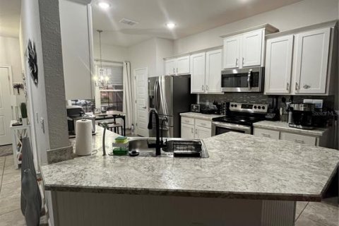Casa en venta en Davenport, Florida, 5 dormitorios, 253.81 m2 № 2127291 - foto 13
