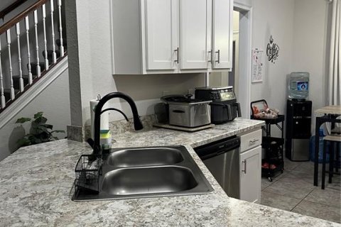 Casa en venta en Davenport, Florida, 5 dormitorios, 253.81 m2 № 2127291 - foto 10