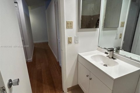 Touwnhouse à vendre à Miramar, Floride: 3 chambres, 113.34 m2 № 1995776 - photo 20