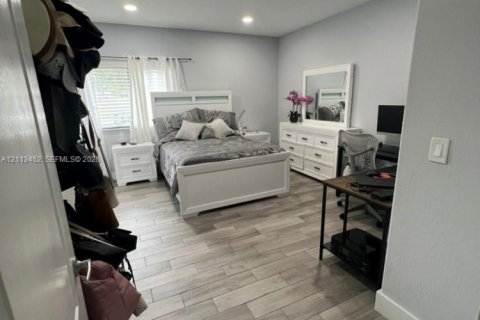 Villa ou maison à louer à Miami, Floride: 4 chambres, 165.74 m2 № 2439364 - photo 17