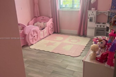 Villa ou maison à louer à Miami, Floride: 4 chambres, 165.74 m2 № 2439364 - photo 13