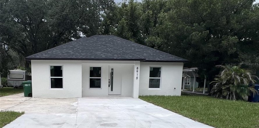 House in Tampa, Florida 3 bedrooms, 130.06 sq.m. № 2330021